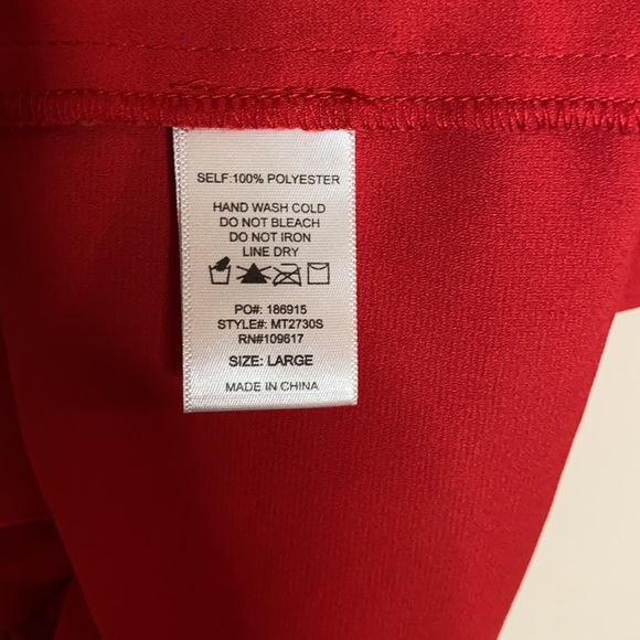 Shinestar red front tie crop top - Picture 5 of 5